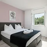 Lidija Cavtat